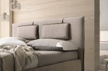 J&M Furniture Evergreen Queen Bed 17894-Q